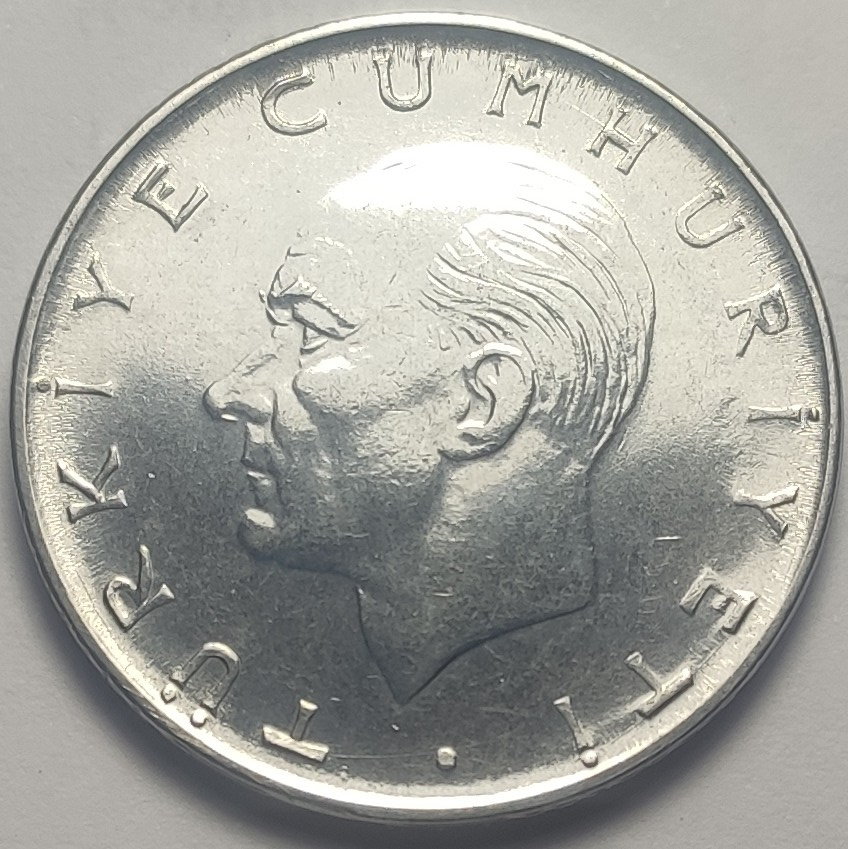 1 Lira 1979 Ön Yüz