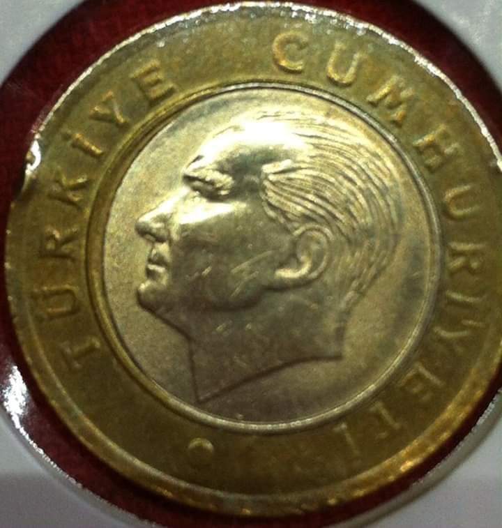 1 Lira (Kayık Göbek) 2015 Ön Yüz