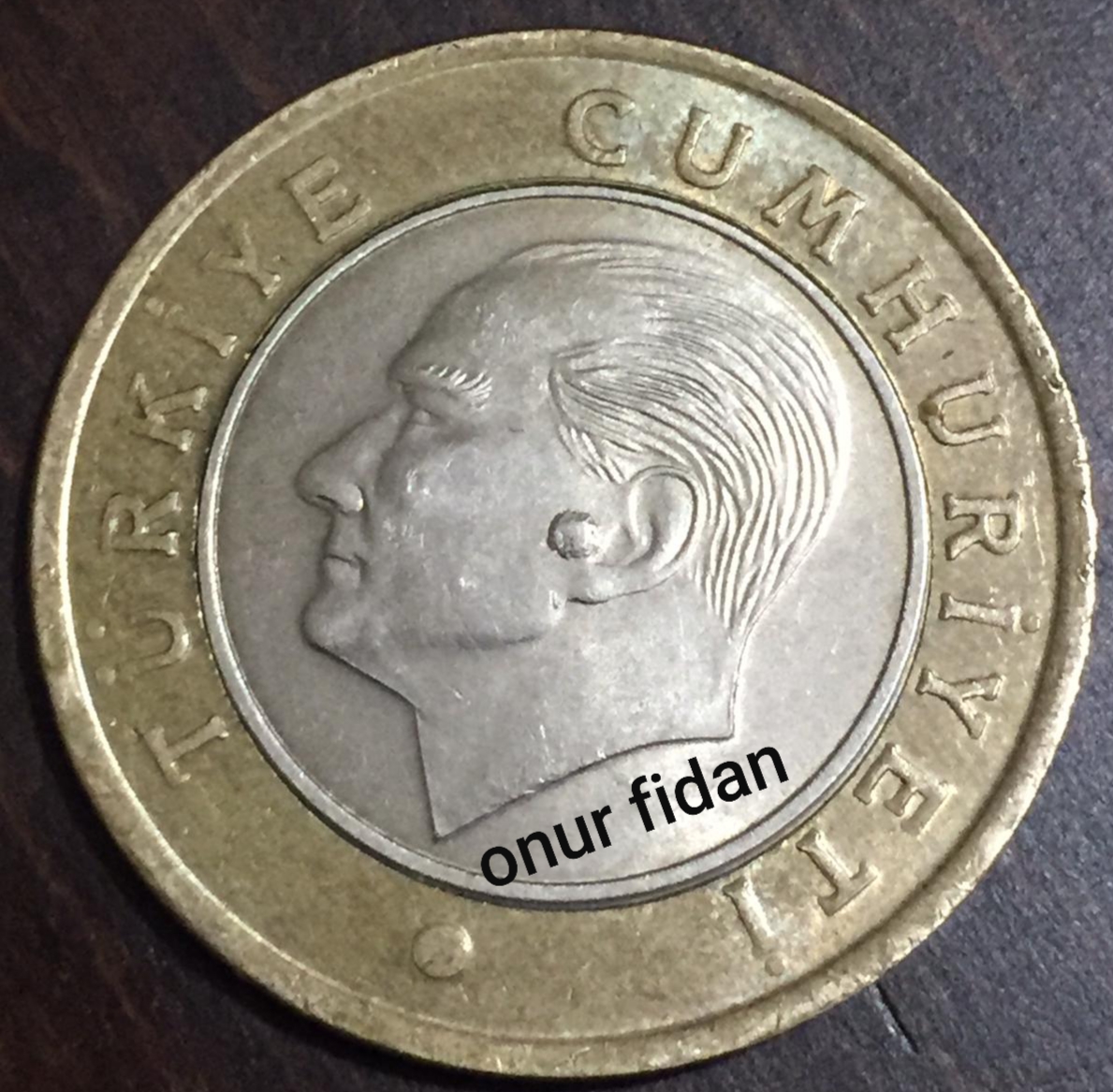 1 Lira (Orta Kısımda İri Çapak) 2018 Ön Yüz